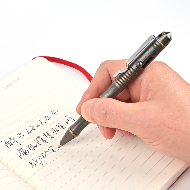 Wysokiej jakości mosiężny dług – Pen Tactical Glass recenzja i cena